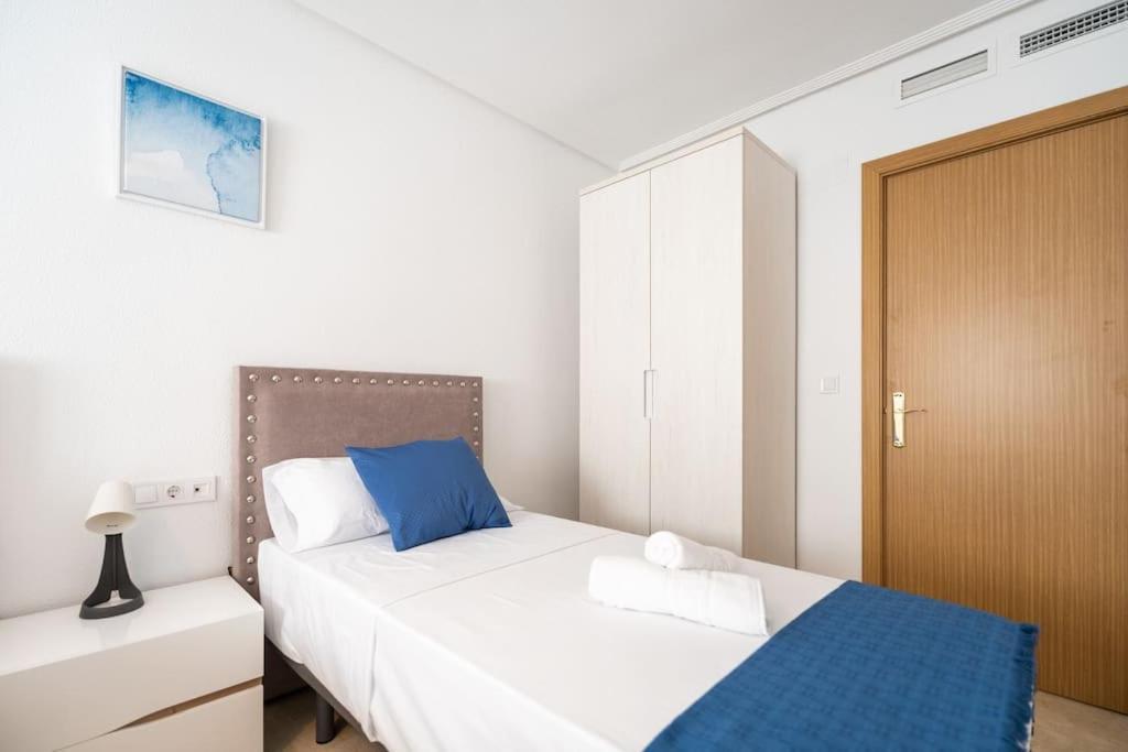 Amplio Apartamento 2 Dormitorios Cerca De La Playa Аликанте Экстерьер фото